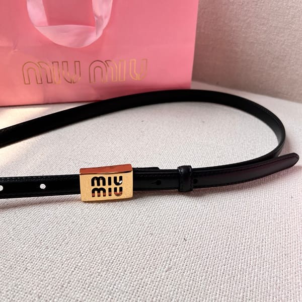 ★安心ミュウミュウ コピー Logo スリム ベルト メタルバックル myz75852