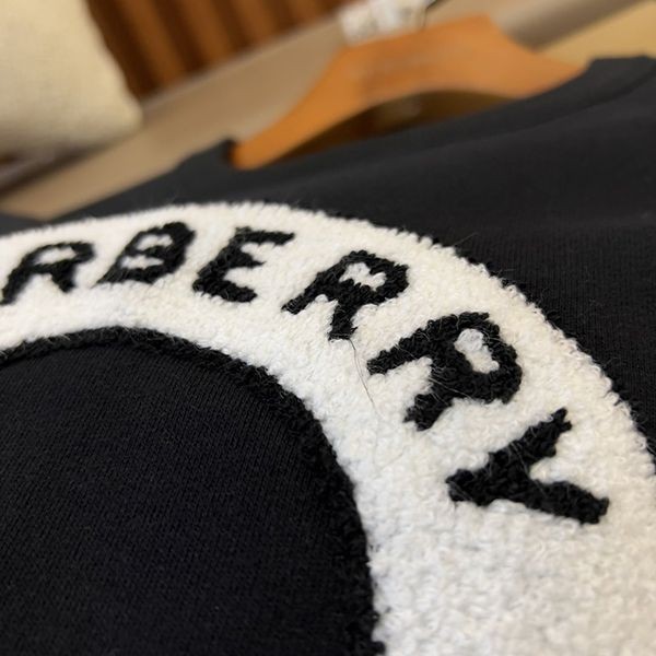 超希少!バーバリー ロゴエンブレム刺繍 偽物 トレーナー Bae76228