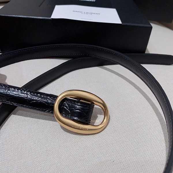 サンローラン レーム スリム ベルト Sak50561