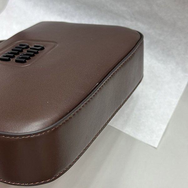 n級品 おすすめ ミュウミュウ アルカディコピー トップハンドルバッグ myo57966