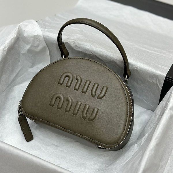 ミュウミュウ レザー トップハンドルバッグ myf28741