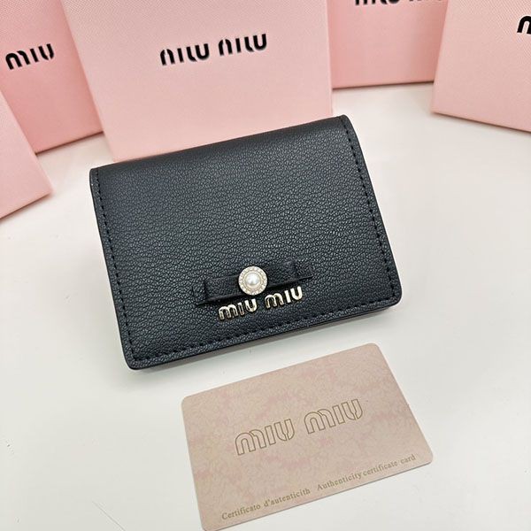 ミュウミュウ 財布 スーパーコピー アウトレット mya01290