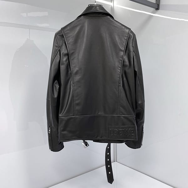 大人気!ロエベ 偽物 バイカージャケット ナパラム ロゴ ベルト付き loh49383