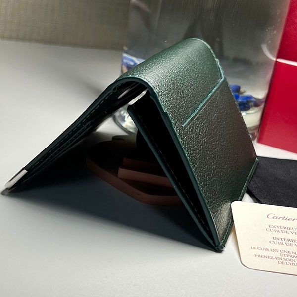 絶対欲しい!カルティエ トレンドグリーン 6 偽物クレジット kaa93558