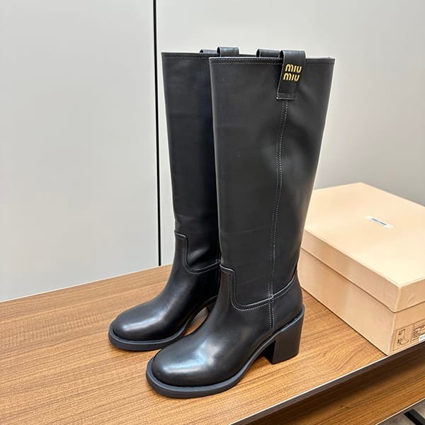 ミュウミュウ スーパーコピー Fume ロゴ レザー ロングブーツ myz89992