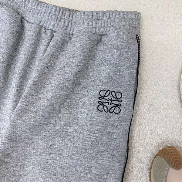 注目度抜群!ロエベ スウェットパンツ 偽物 アナグラム刺繍 loz34223