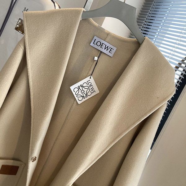 絶対欲しい!ロエベ おしゃれウールカシミアコート 偽物 loy32711