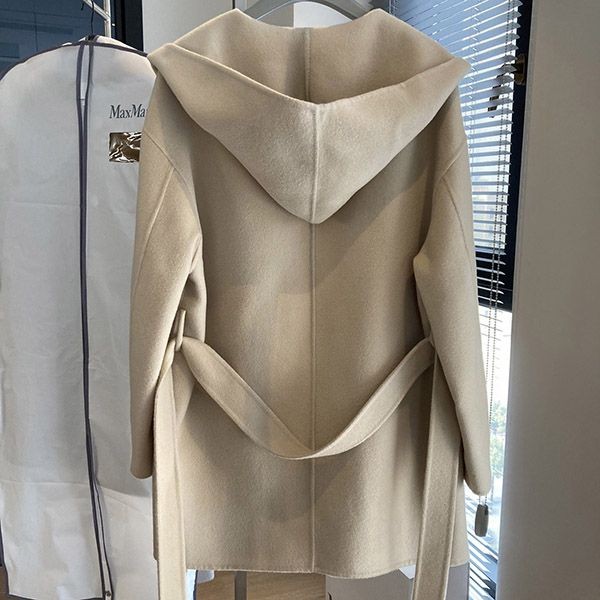 絶対欲しい!ロエベ おしゃれウールカシミアコート 偽物 loy32711