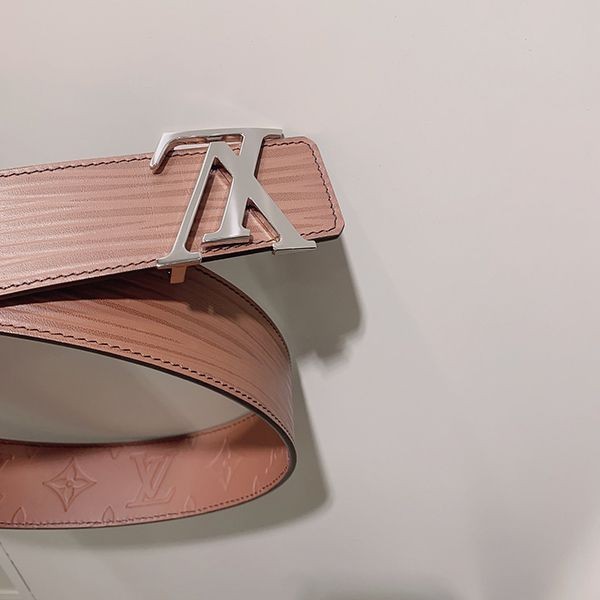 ルイヴィトン LV Initiales ベルト 偽物 40mm vui55663
