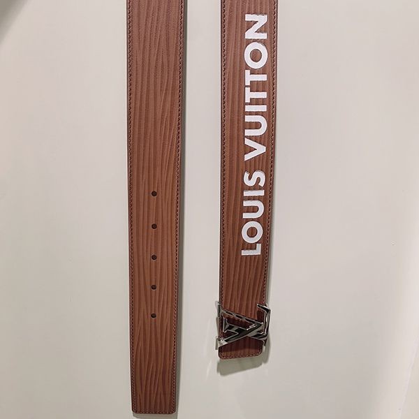 ルイヴィトン LV Initiales ベルト 偽物 40mm vui55663