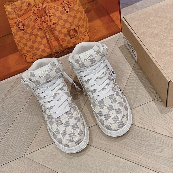 超希少!ヴィトン x ナイキ Air Force 1 偽物 Mid By Virgil Abloh ホワイト naq67249