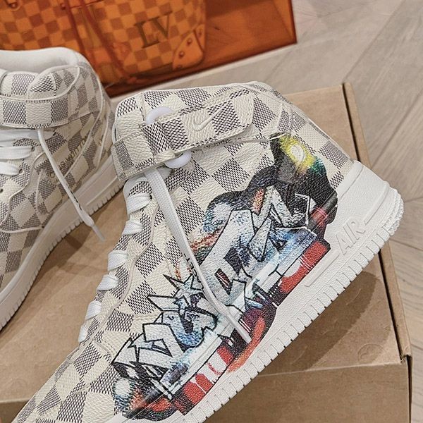 超希少!ヴィトン x ナイキ Air Force 1 偽物 Mid By Virgil Abloh ホワイト naq67249