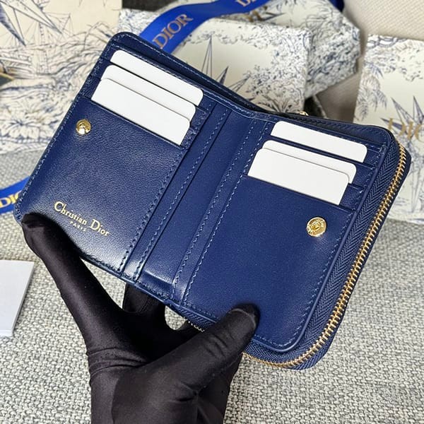 ★安心レディディオール 偽物 VOYAGEUR スモール ジップコインケース dem72019