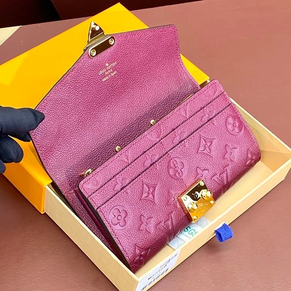 ルイヴィトン 財布 偽物 メティスポートフォリオ vuv96194