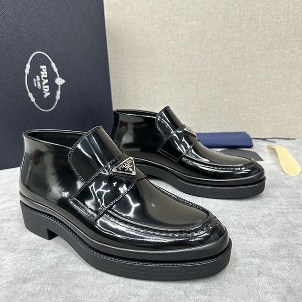 ★日本!!人気!プラダ レザーレースアップブーツ 偽物 pui04152