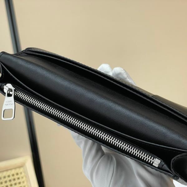超希少!ルイヴィトン コピー ポルトフォイユ・ブラザ NM 長財布 M83190