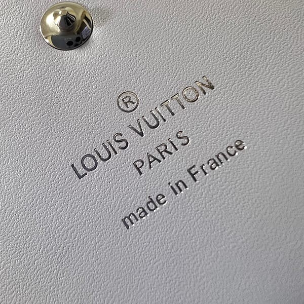 ルイヴィトン 偽物 ポルトフォイユ イリス 折りたたみ長財布 M82456