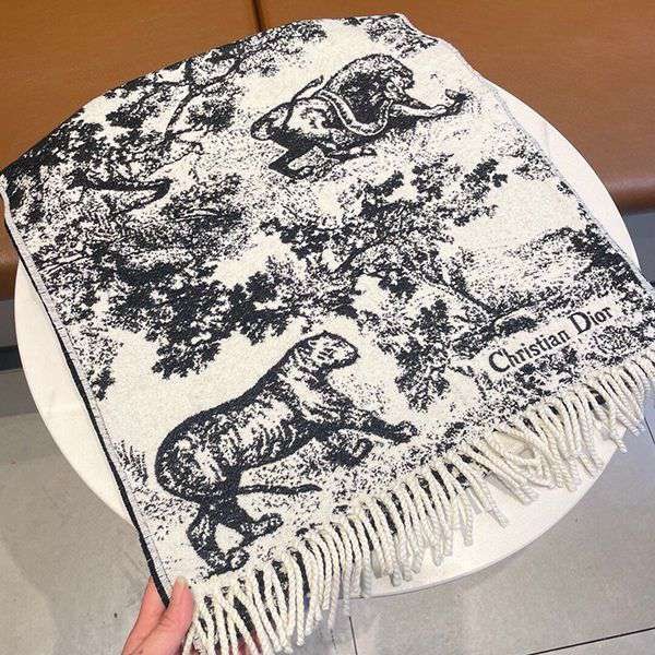 絶対欲しい!可愛い♡ディオール トワル ドゥ ジュイ カシミア マフラー 偽物 der83235