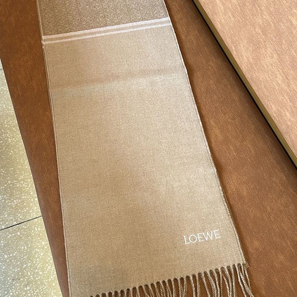 ロエベ アナグラム カシミヤ マフラー コピー lob64108