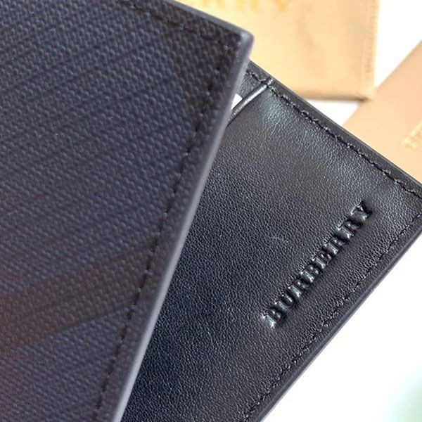 バーバリー チェック レザー 財布 偽物 Bay71802