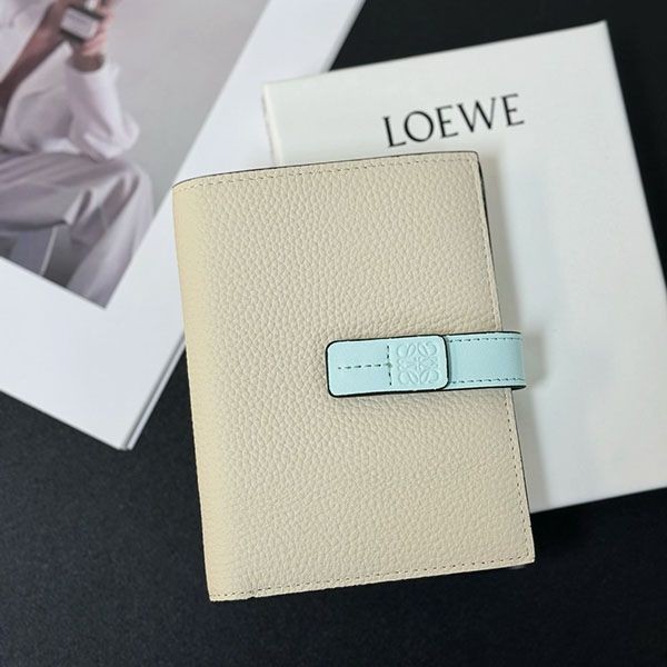 ロエベ 折り財布 コンパクトウォレット lom65020