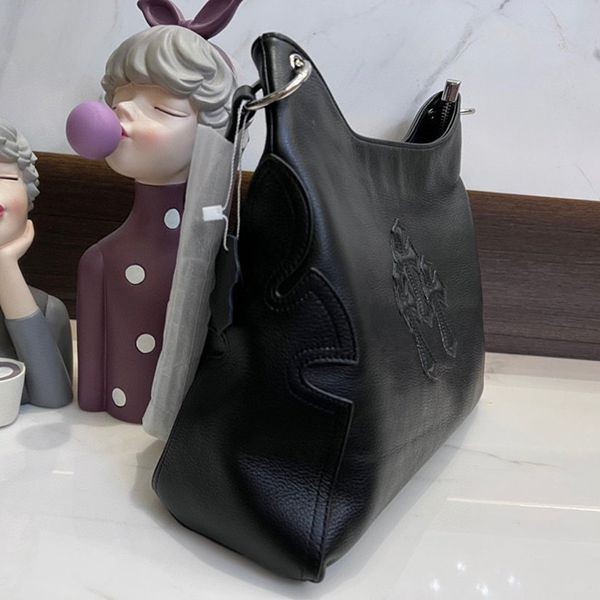 セレブ多数愛用 クロムハーツトートバッグ スーパーコピーレザー Kuq02751