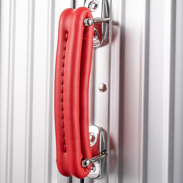 【リモワ】新作 クラシック "Cabin"スーツケース コピー数量限定! ric58121