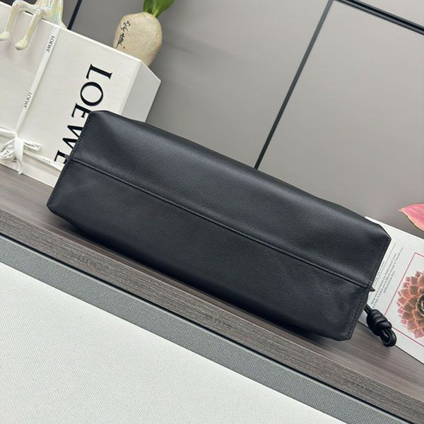 定番 ロエベ フラメンコクラッチ ミニ ナパカーフ 巾着 バッグ lof17195