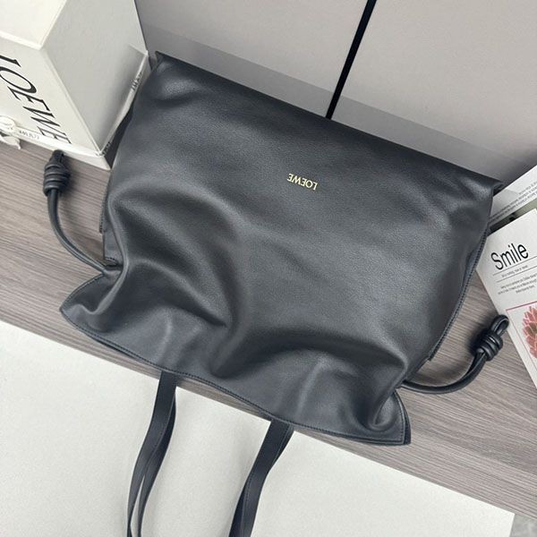 定番 ロエベ フラメンコクラッチ ミニ ナパカーフ 巾着 バッグ lof17195