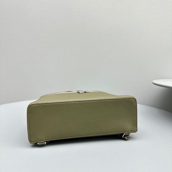 注目度抜群!ロロピアーナ Extra Pocket バックパック パチモンL23.5 rof24137
