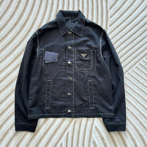 プラダ スーパーコピー Re-Nylon ブルゾンジャケット puj62384