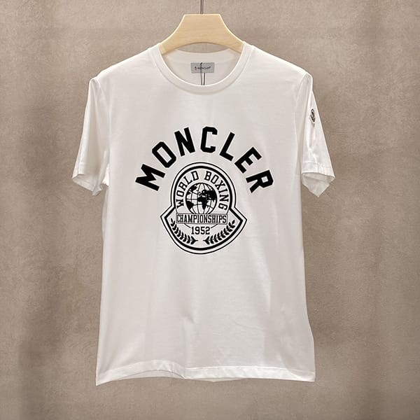 目を惹くカラーモンクレール フロッキープリント ロゴ Tシャツ パチモン2色 moa19539