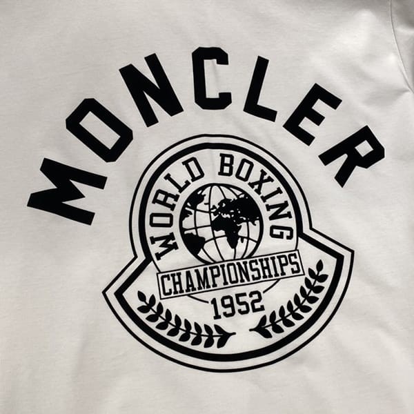 目を惹くカラーモンクレール フロッキープリント ロゴ Tシャツ パチモン2色 moa19539