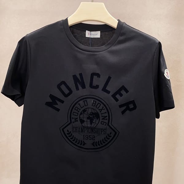 目を惹くカラーモンクレール フロッキープリント ロゴ Tシャツ パチモン2色 moa19539