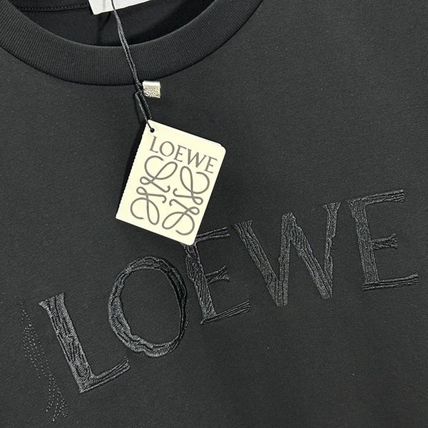 ロエベ エンブロイダリー アナグラム Tシャツ 偽物 los58102