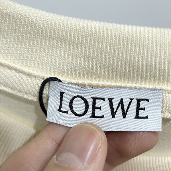 ロエベ エンブロイダリー アナグラム Tシャツ lof09058