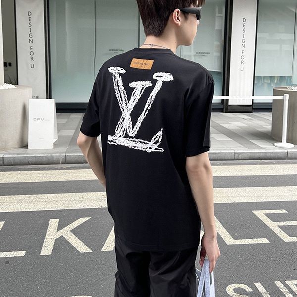 激安価格!ルイヴィトン ロゴスケッチ風フォント Tシャツ コピー vuz41815