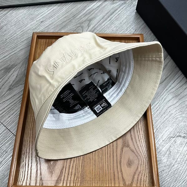 サンローラン×NEWERA ロゴ刺繍 バケットハット レプリカ Sap13037