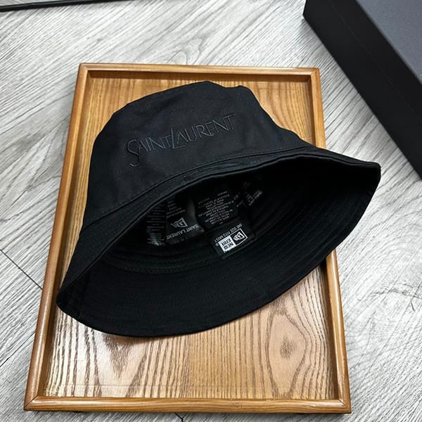 サンローラン×NEWERA ロゴ刺繍 バケットハット レプリカ Sap13037