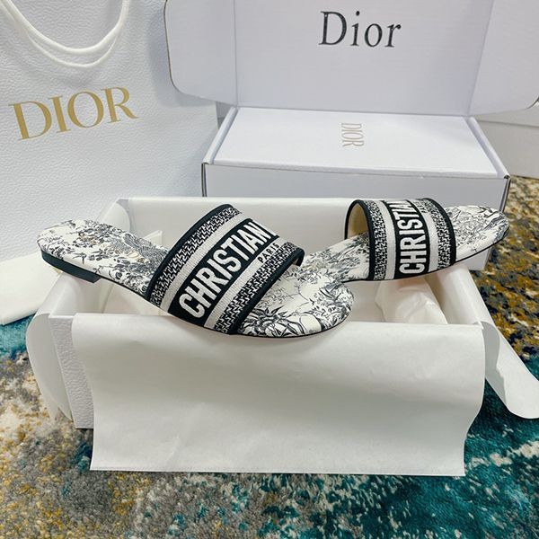 ディオール フラットサンダル N級品 del10835
