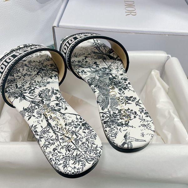 ディオール フラットサンダル N級品 del10835
