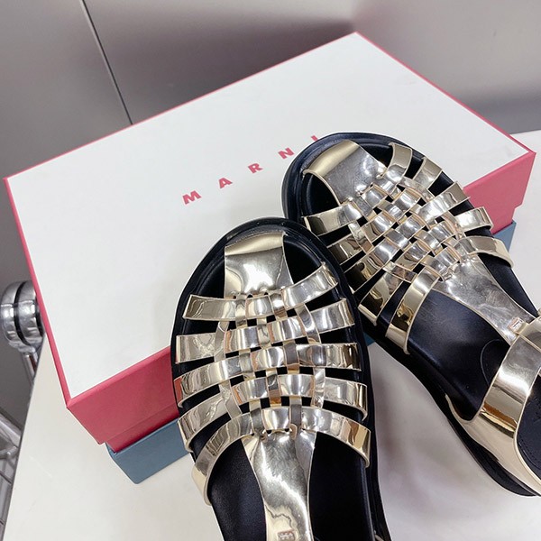 大人気!マルニ フィッシャーマンサンダル スーパーコピー maq01118