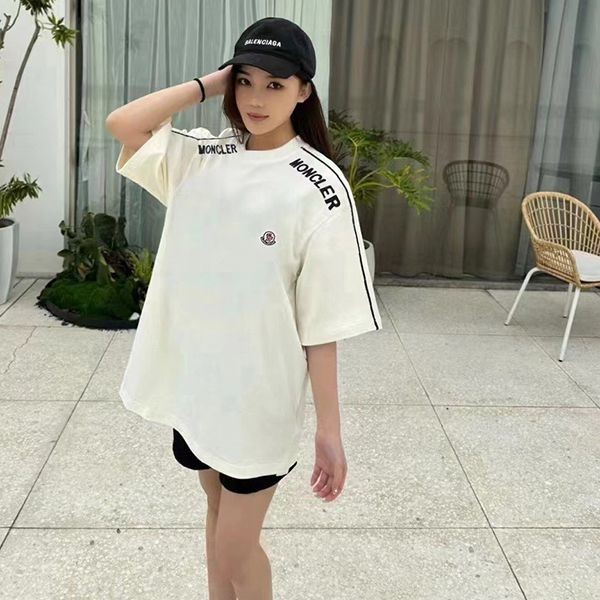 注目度抜群!モンクレール コピー胸に刺繍ロゴ Tシャツ&ホワイト mox38672