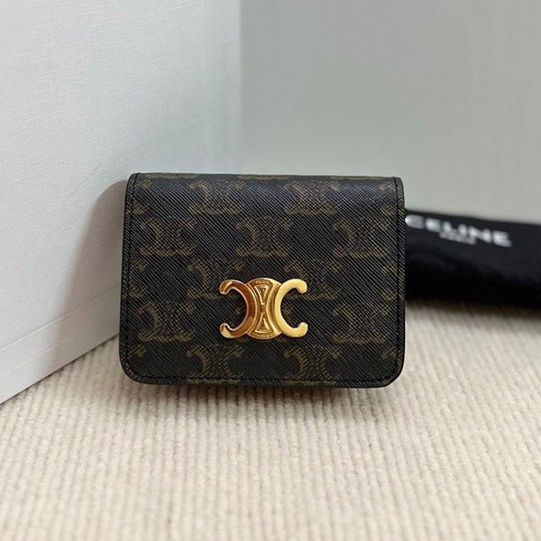 シック♪贈り物にも セリーヌ トリオンフキャンパス2つ折り財布 激安 10K622CQH04LU