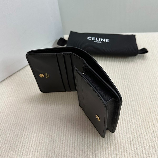 セリーヌ コピー Triomphe カーフスキン コンパクトウォレット 財布 10K623DPV
