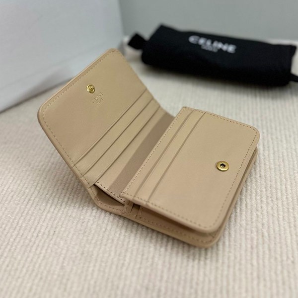 超希少!セリーヌ トリオンフ コンパクトウォレット ヌード 財布 偽物 10K623DPV03ND
