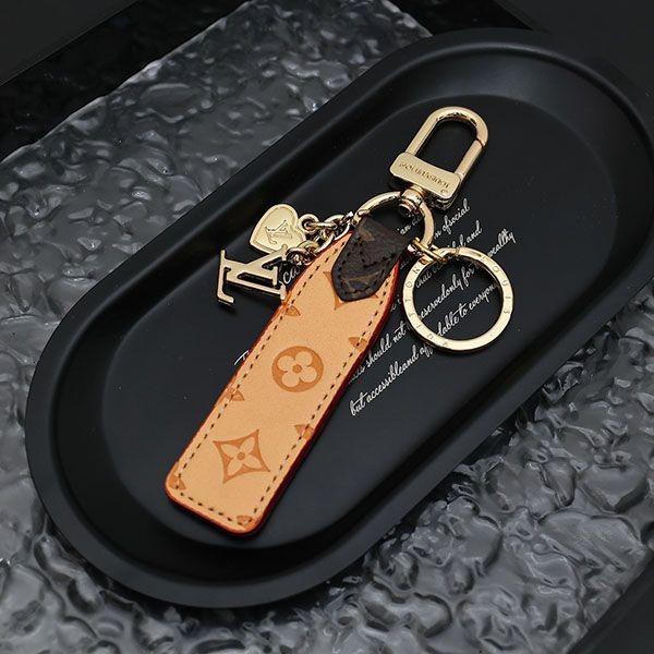 大人気!ルイヴィトン バッグチャーム 偽物 LV パドロック vue50943