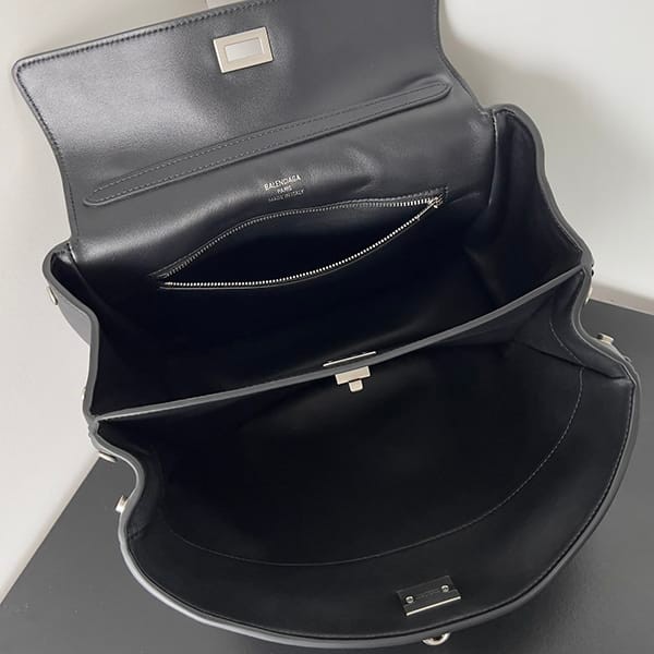 バレンシアガ RODEO ミディアム ユーズドエフェクト チャーム コピー トートバッグ bag19127