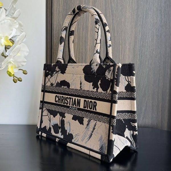 大人気!ディオール Book Tote バッグ n級 ミニ ストラップ付き dev48270