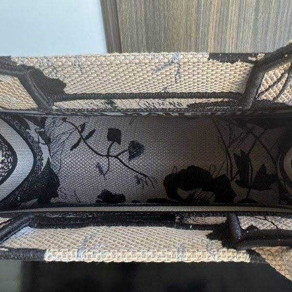 大人気!ディオール Book Tote バッグ n級 ミニ ストラップ付き dev48270
